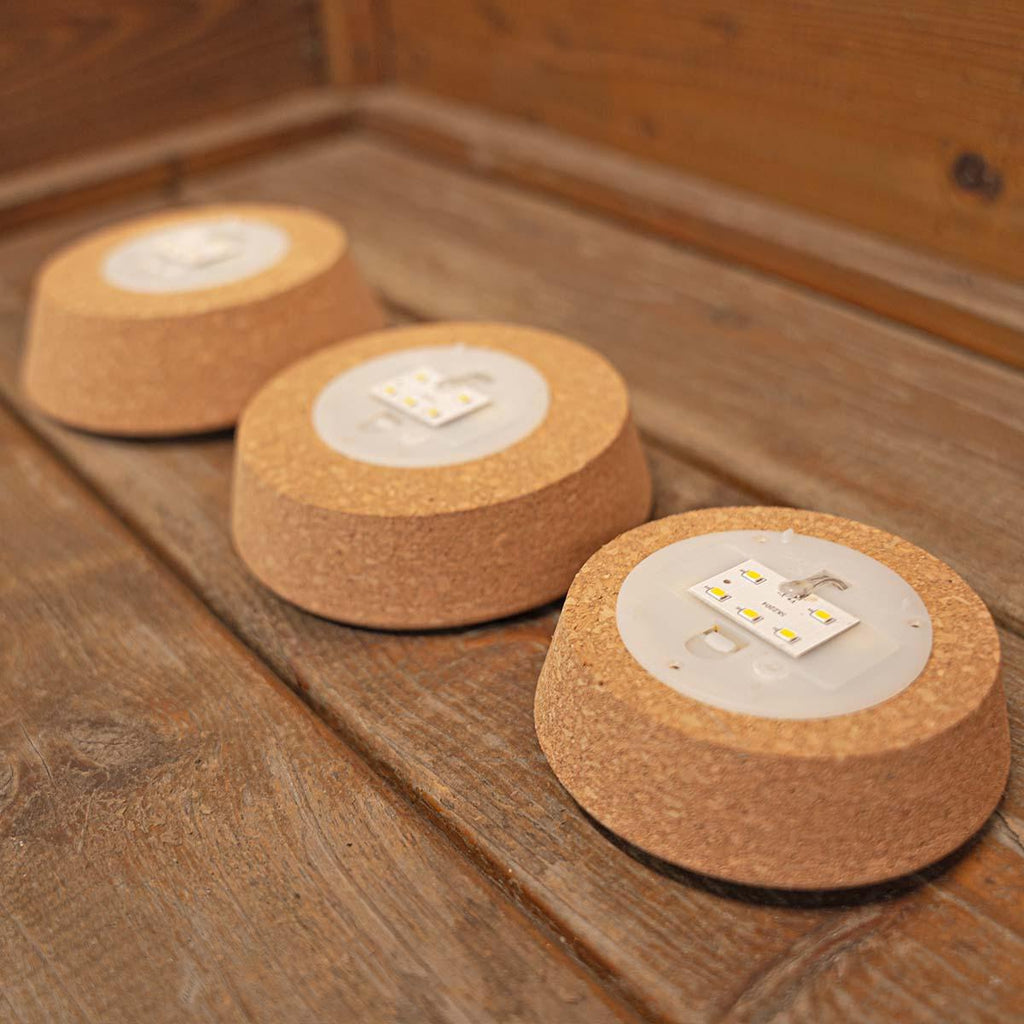 Led kurk S  - Kurk met verlichting - LED lamp voor terrarium - 10,3 x 9 x 2,7 cm